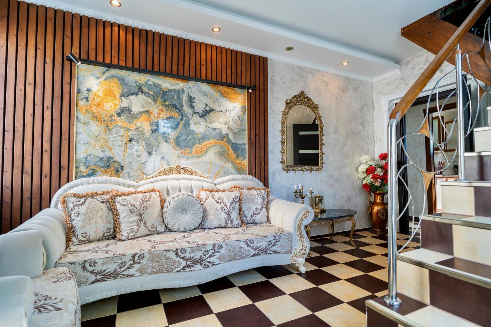 Luxurious Villa With Lush Garden And Huge Terrace Near Herastrau Park Bucharest Exterior photo